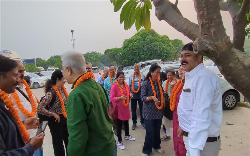 Welcome our guest at Varanasi Airport