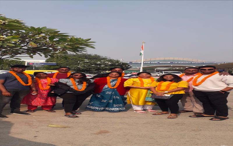 Welcome our guest at Varanasi Airport